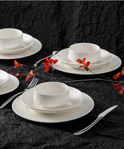 4-piece set, embossed B design plate and bowl set, microwave and dishwasher