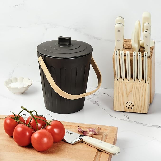 Martha Stewart Indoor Compost Bin | Countertop Composting Bucket for Kitchen | .7 Gallon Capacity | Includes Filter | Plant Based Materials | Charcoal Black