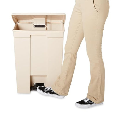 Rubbermaid Commercial Products Legacy Step-On Trash Can, 18-Gallon, White, Hands-Free Garbage Can for Medical Waste in Hospitals/Lab/Emergency/Patient Rooms