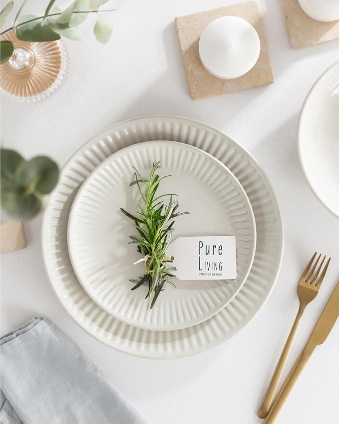 24 Piece Stoneware Dinnerware Set