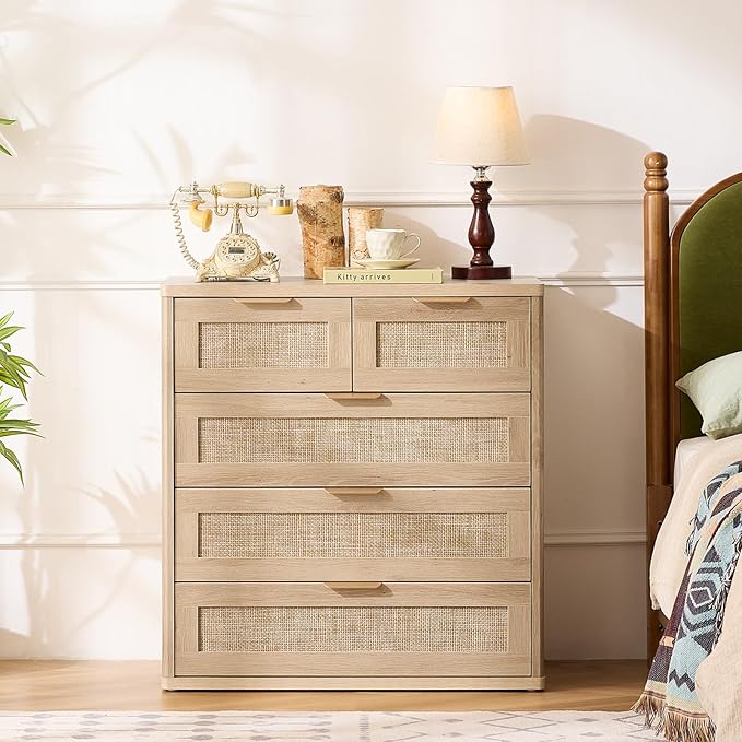 LEYAOYAO Rattan Dresser for Bedroom, 33.5" Tall Chest of Drawers, Modern 5 Drawers Boho Dressers with Storage, Light Oak Dresser Wooden Closet Organizer for Living Room, Hallway, Natural Wood
