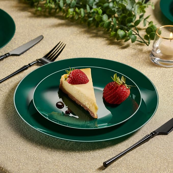 PLASTICPRO 64 Piece Combo Plates Christmass Set includes 32-7'' inch Plates &
