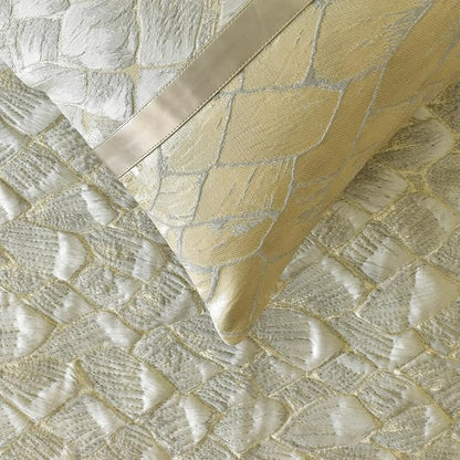 The HomeCentric King/Queen/Twin Ivory & Gold Designer King 90"x18" Bed Runner with 2 Pillow Cover, Patchwork, Quilted, Jacquard Foil Bed Scarf on Jacquard Fabric - Spinzar